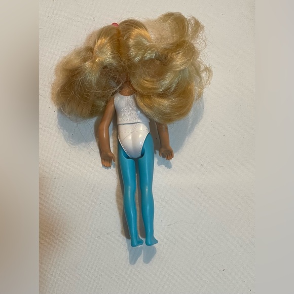 Barbie Mattel Chelsea Doll - Picture 2 of 2